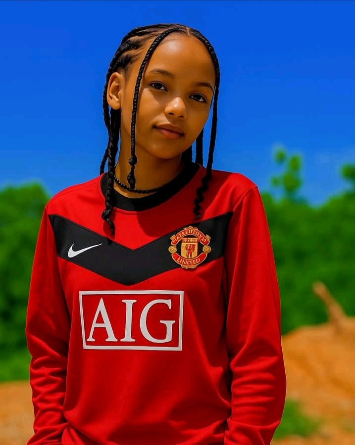 Infinitycadra's tweet image. We can talk about football ⚽️