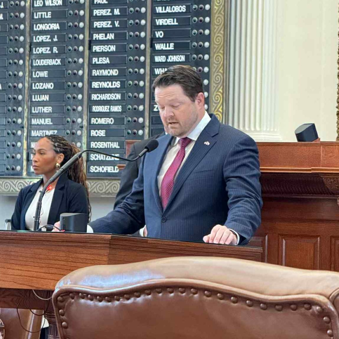 PaulDysonTX's tweet image. The Texas House just passed SB 16, which I sponsored, to crack down on real property theft and fraud.

✅ New criminal offenses
✅ Restitution for victims
✅ Tougher penalties for criminals

Texans’ homes and land must be protected. SB 16 delivers. #txlege