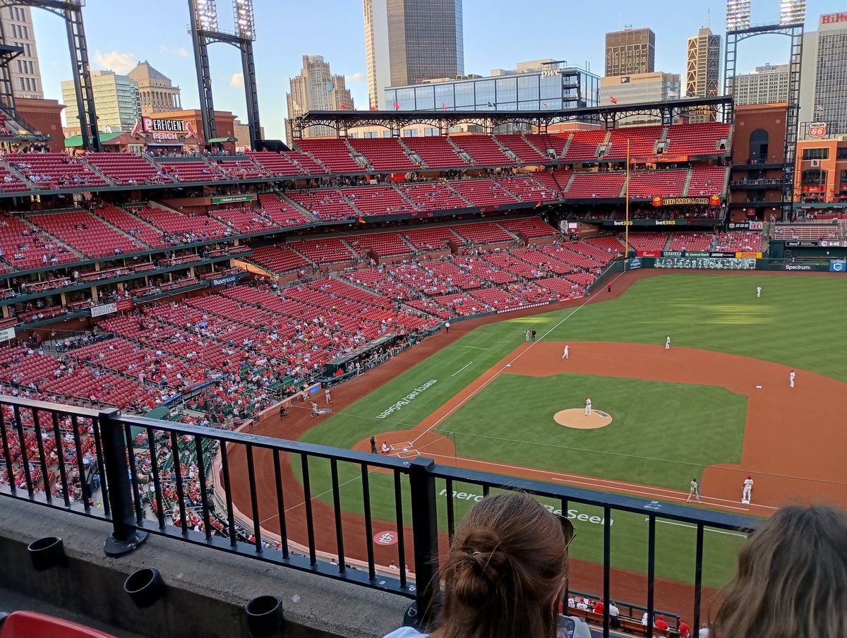 Buck's tweet image. DURING the game in Stl last night. Wow. Welcome back to the 70s. This is what it used to look like. I was there. Pre-Whitey. Buying shag carpet asap.A major rebuild of roster and trust better be coming. One can only hope. It’s coming right? Buena suerte Chaim! Rooting for you.