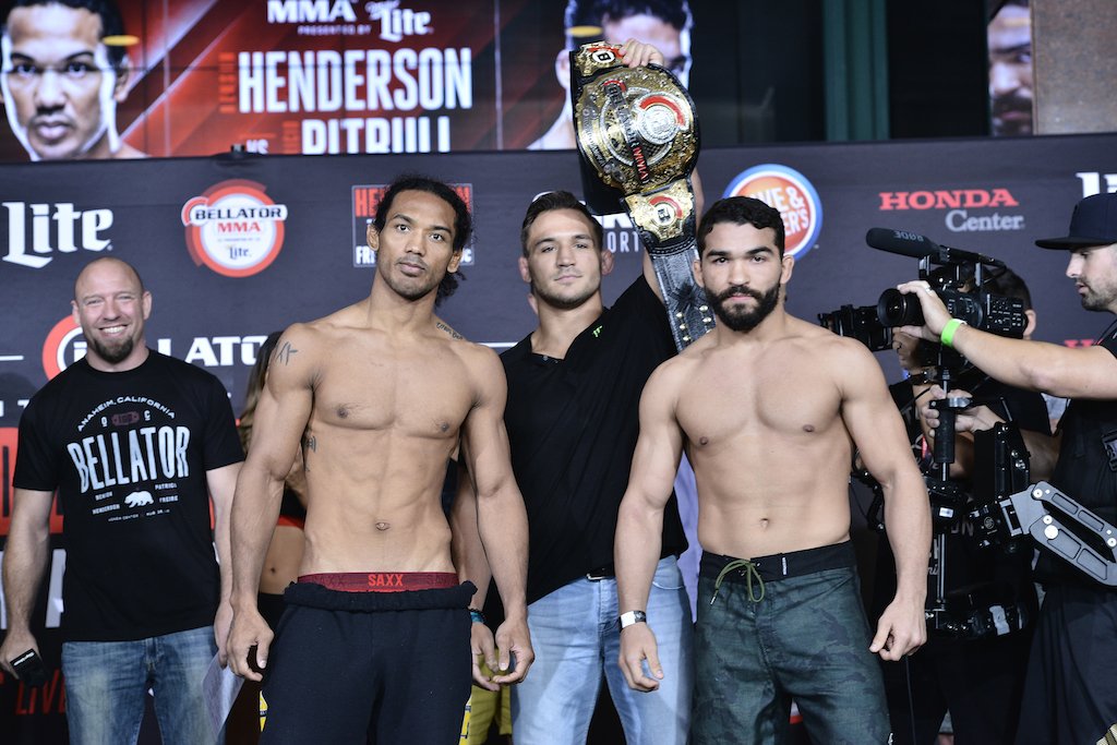 PDG4LIFE's tweet photo. PDG Time Machine:  

August 24, 2019:
Camila Rivarola - Bellator 255

August 26, 2016
Bellator 160: Henderson vs. Pitbull
@BensonHenderson #bellator @PatricioPitbull

August 26, 2016: 
UFC 205: Alvarez vs. McGregor Announced
#UFC #UFC205 https://t.co/2TIlgROsni