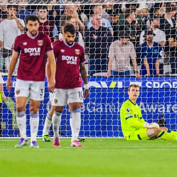 3 games, 3 losses for West Ham this season... 

❌ 3-0 loss vs Sunderland 
❌ 5-1 loss vs Chelsea
❌ 3-2 loss vs Wolves