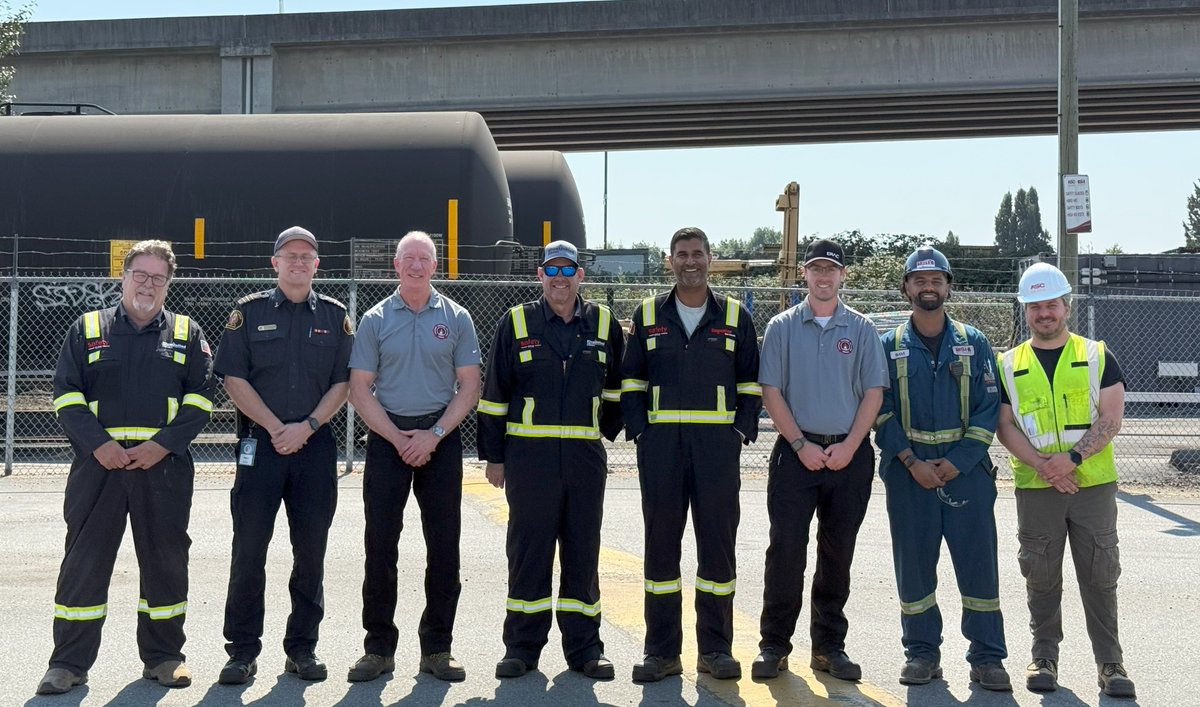 Environment and Climate Change Canada (ECCC) requires all facilities that store certain amounts of specified regulated substances identified under ECCC’s Environmental Emergency (E2) regulations to conduct a full-scale emergency response exercise within five years of implementing