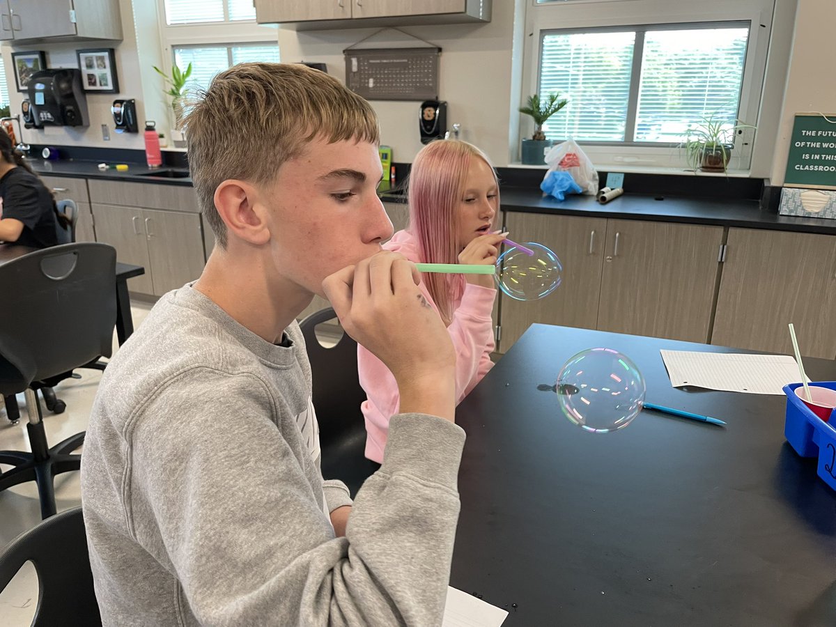 🧪 We had a bubbly good time in science today! Students investigated which materials create the best bubbles— learning about surface tension and chemical reactions. It was a great mix of curiosity, collaboration, and a little bit of messy fun! Science rules! 🔬🫧