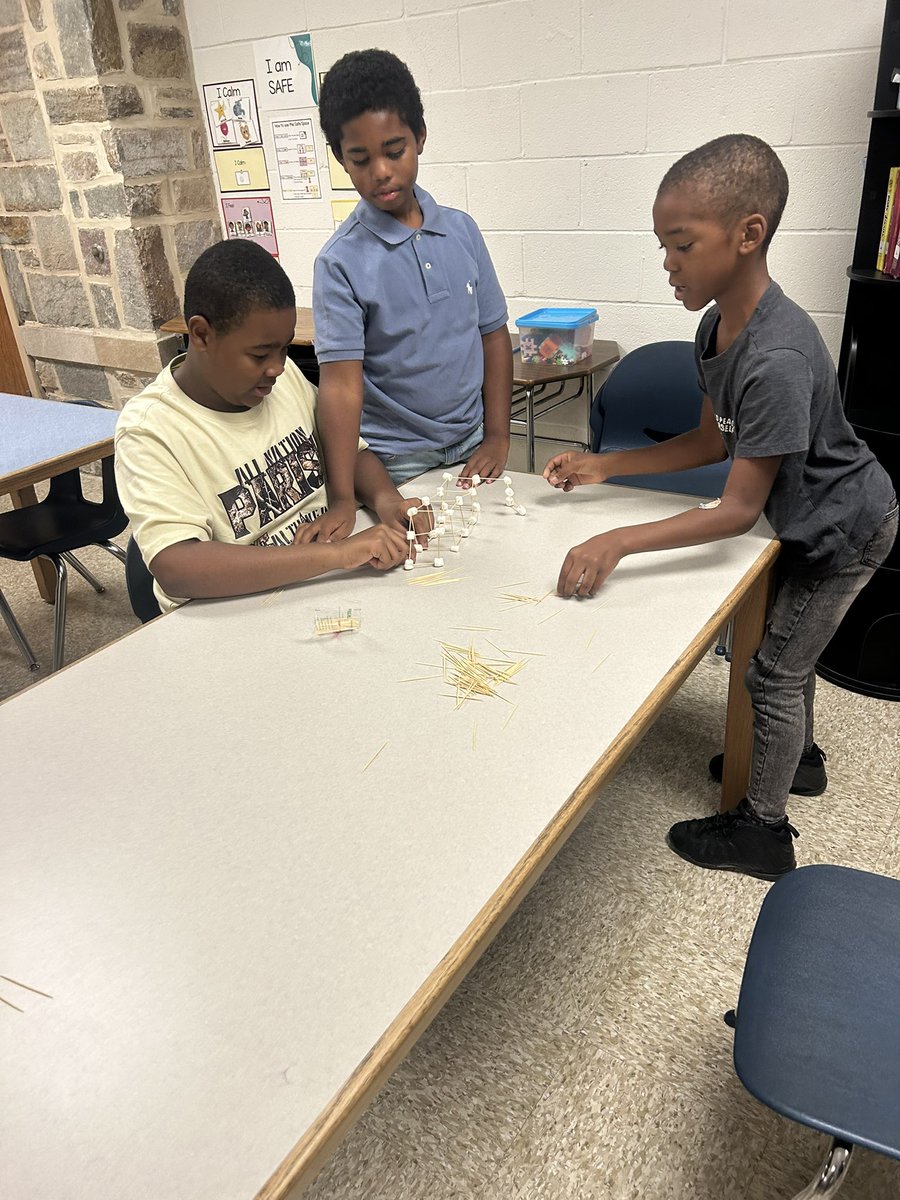 Ms.Bidgood tweet media