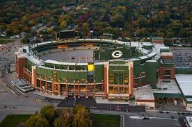Whitedavid70's tweet photo. @xkayeyem My brother lives in Green bay have to support the Packers. https://t.co/LPP32jboEz