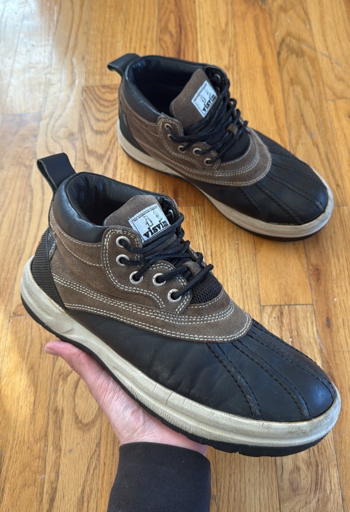 【Chengqi ZANG】visvim × undercover Undercover x Visvim duck boots Sz 8.5 for sale for $70, Visvim