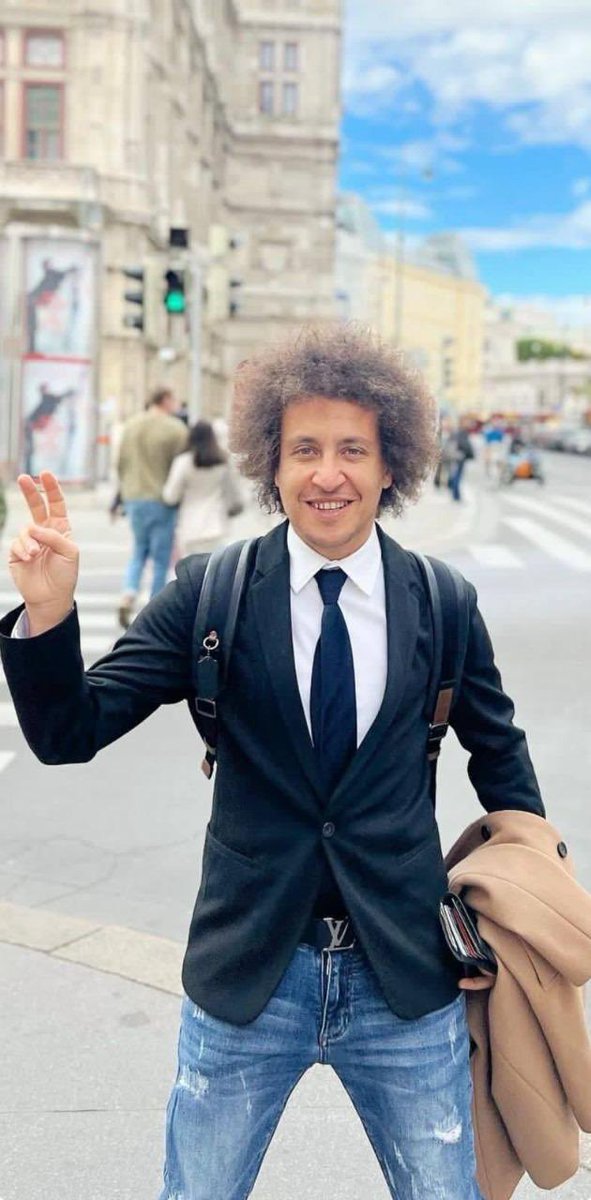 ربنا يحفظك يا بطل 
الشعب المصري معاك
أنت مش لوحدك.
