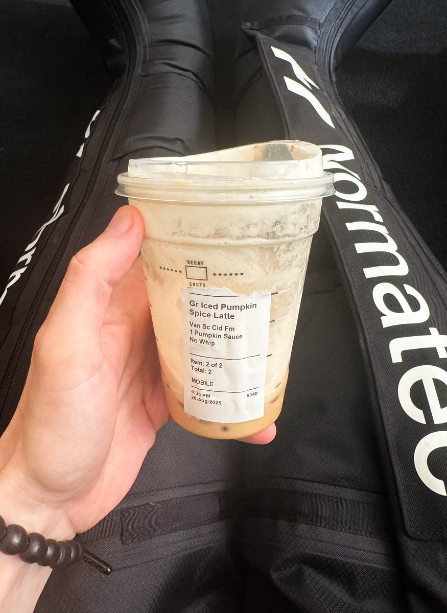 LloydsFault tweet media