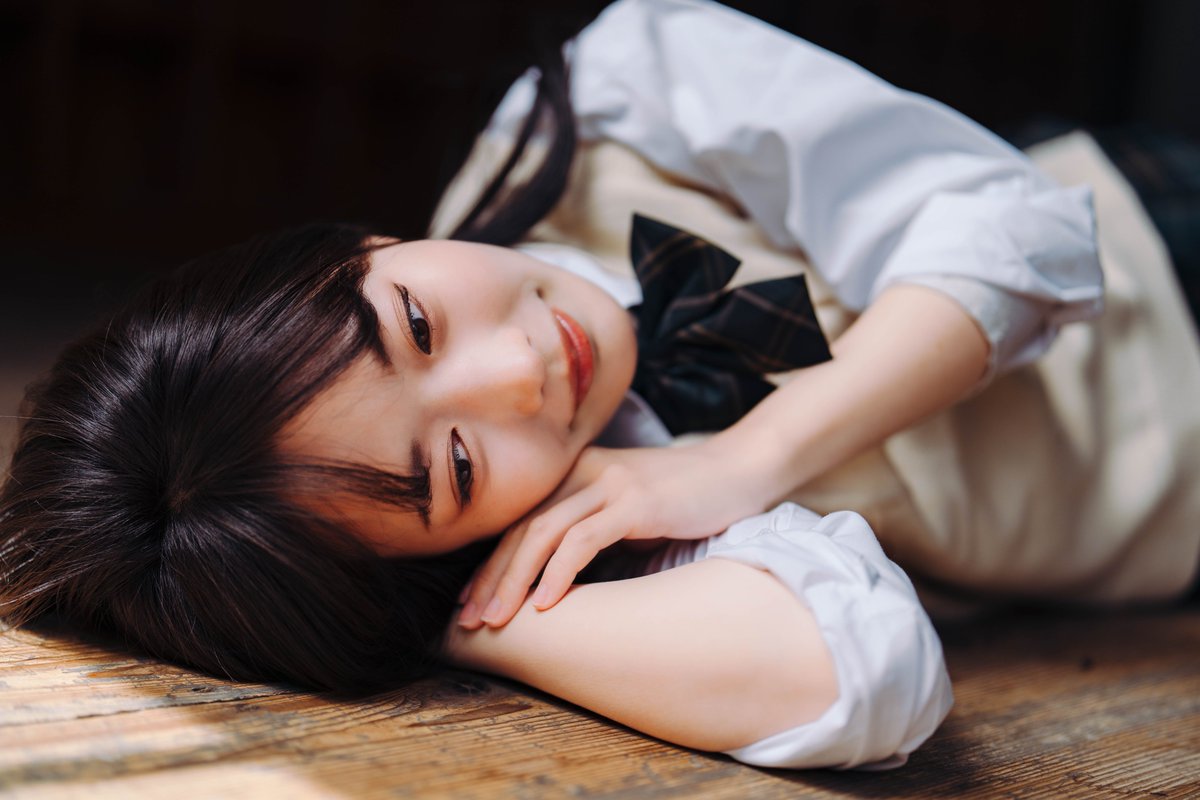 『思考の淵』
 #じきまる <a href="/jikimaru_/">じきまる。</a>
#mer撮影会 <a href="/mer_photo/">mer撮影会</a>
#旧門谷小学校 #制服 #ポートレート #portrait
model：じきまる。さん