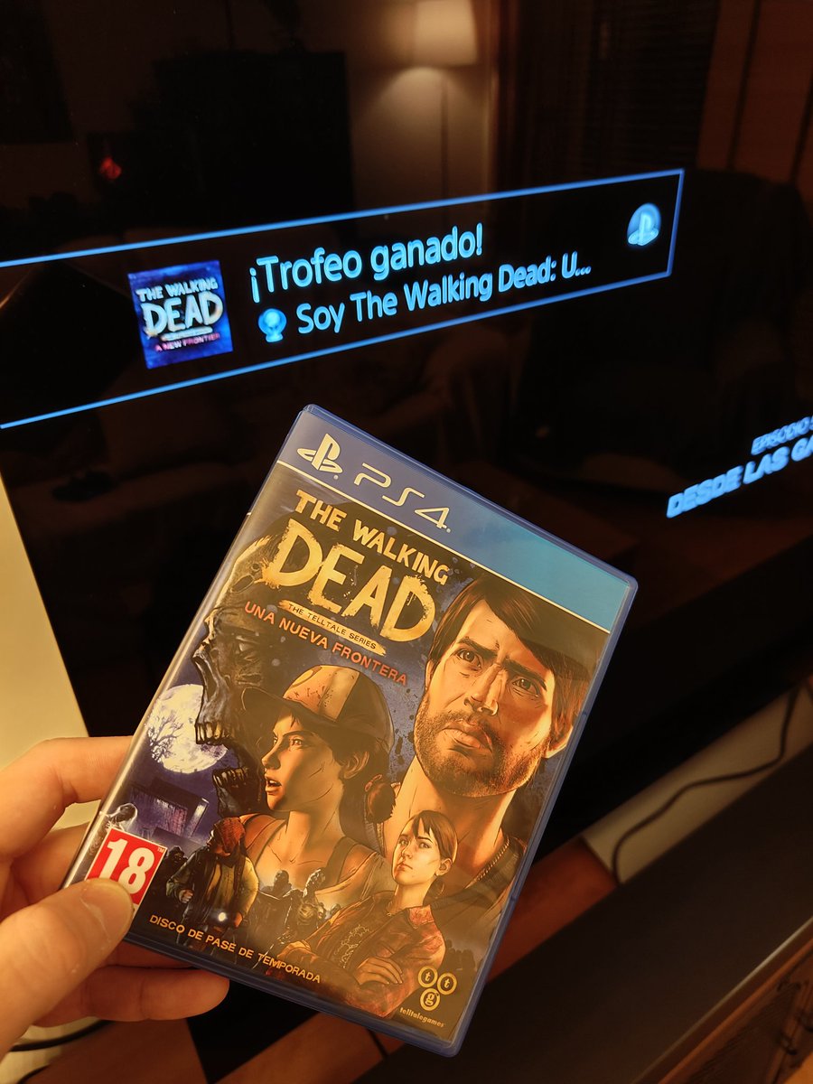 MisteriosilloX's tweet image. 🏆 - Platino #347 (33 del año) 
🎮 - The Walking Dead: A New Frontier
🤬 - 1/10
⏰ - 8 horas
💎 - 77,63 % (PSNP)

Tercera temporada de esta saga, muy buena narrativa pero la toma de decisiones está demasiado sesgada. 

#PS4 #PlayStation #PlayStation4 #TheWalkingDeadANewFrontier