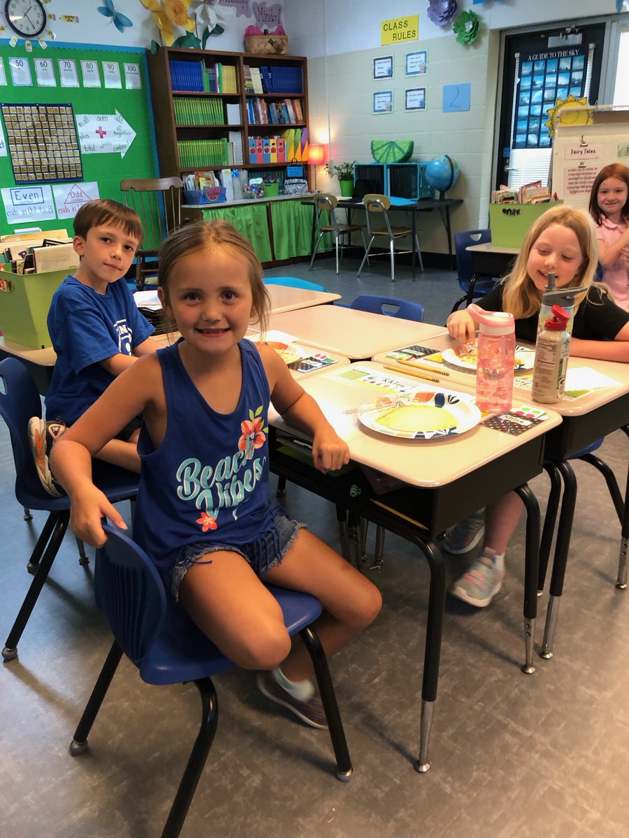 To end their Tall Tale unit, Mrs. Gilbert's class indulged in colossal sized flapjacks that would certainly be Paul Bunyan approved!

#WeAreATK🐾