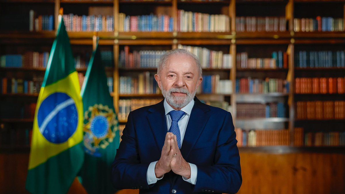 🚨URGENTE: O X está boicotando absurdamente a esquerda. Viu essa postagem? Peço que escreva qualquer coisa nos comentários e compartilhe. Quero saber se você ainda está aqui. Agora, vamos à notícia: você votaria pela reeleição do Presidente Lula (PT) em 2026? Se a resposta for