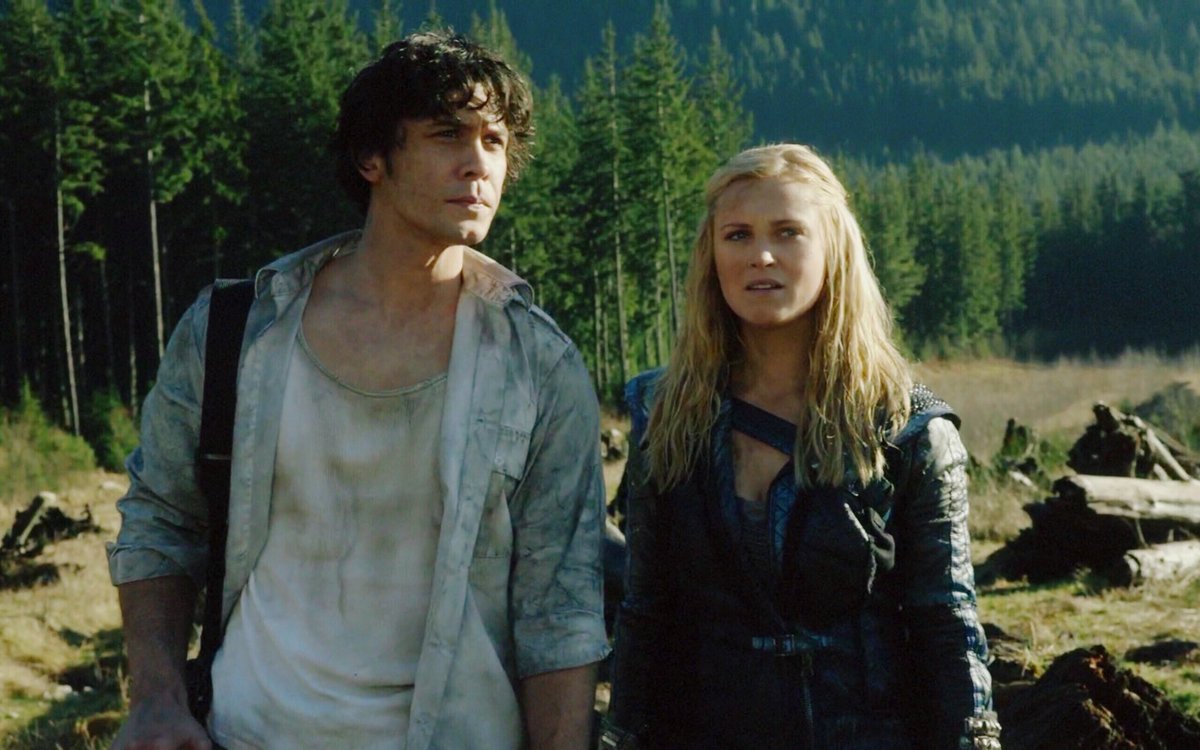 THE HISTORY TEACHER AND THE ART TEACHER ARE GETTING MARRIED