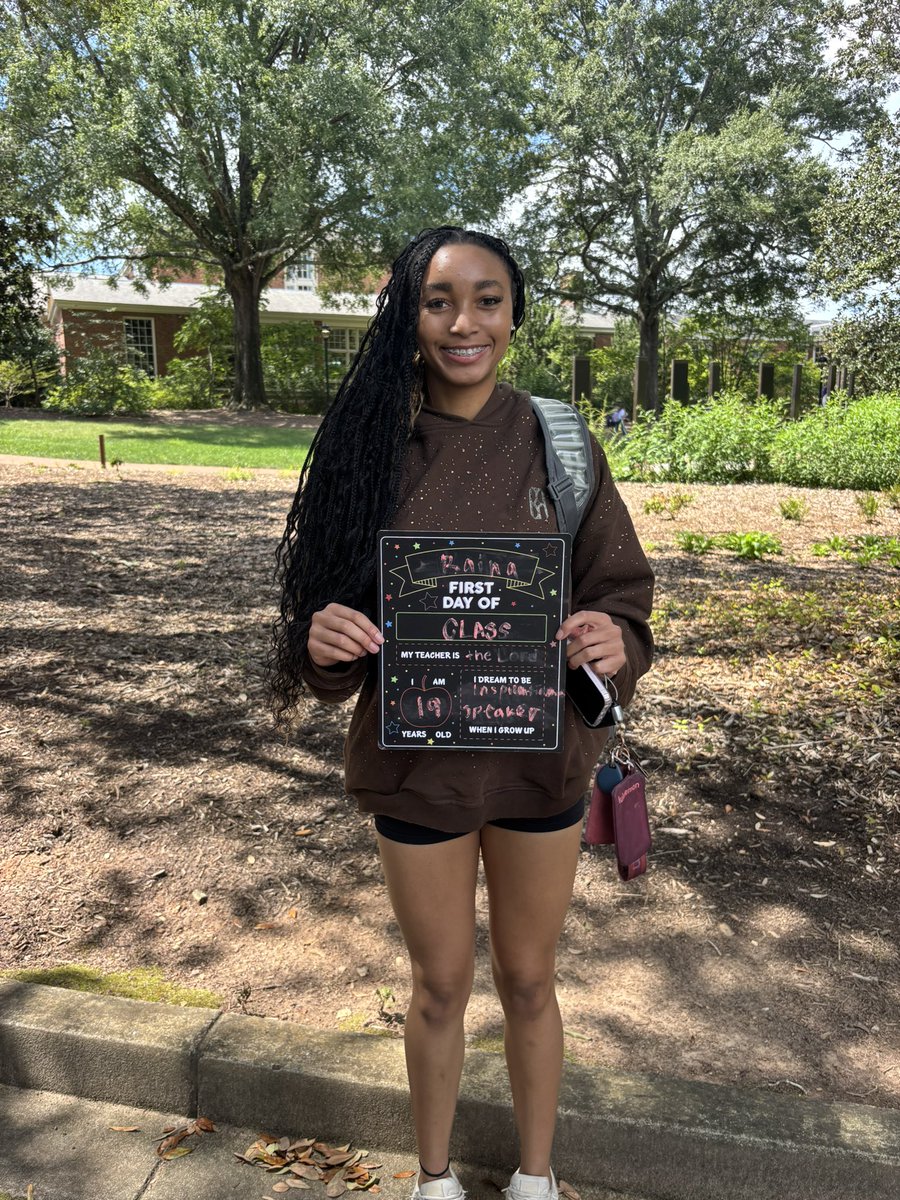 Furman Women's Basketball tweet media