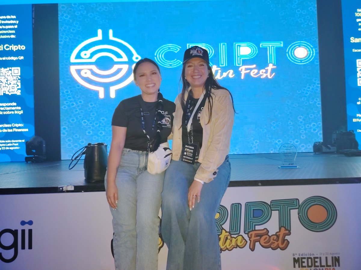 Aquí les comparto un pedacito de lo que fue mi trabajo en la octava edición del <a href="/Criptolatinfest/">Cripto Latin Fest</a>

Tuve la oportunidad de conocer y compartir con personalidades que admiro <a href="/danarraez/">Daniel Arraez</a> <a href="/SoyDanielP2P/">SoyDanielP2P</a> <a href="/manuferraritano/">Manu Ferrari ₿ ⚡️ 丰 🌱</a>

Gracias al equipo del CLF por permitirme ese espacio de prensa 🙏