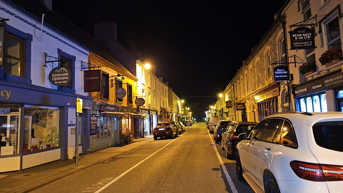 While I was around in Kenmare in Ireland, I took some night pictures. The photos were taken from 10 August to 23 August and I was out between 01:00 a.m. and 4:00  a.m.

#kenmare #kenmarecokerry #irland #ireland #night #nightshot #nightshots