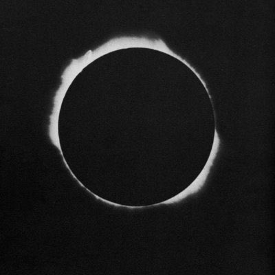llvix5's tweet photo. 🌑🩶 https://t.co/wXigDFpuq9