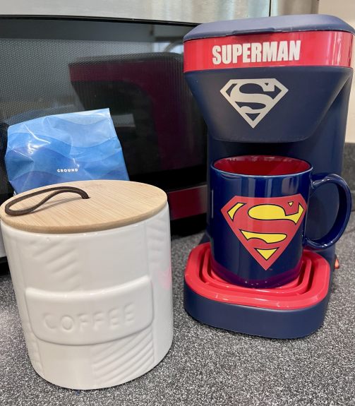 RealMomOfSFV's tweet photo. Check out this handy Back-to-School College Gift Guide 2025! https://t.co/acNSaEWdes

#CollegeGiftGuide #backtoschool {AD} #partner #BackToSchoolShopping #SchoolShopping #FominBodyCare #SelectBrands #UlyssesPress #SimonAndSchuster https://t.co/mEN2OE38Eb