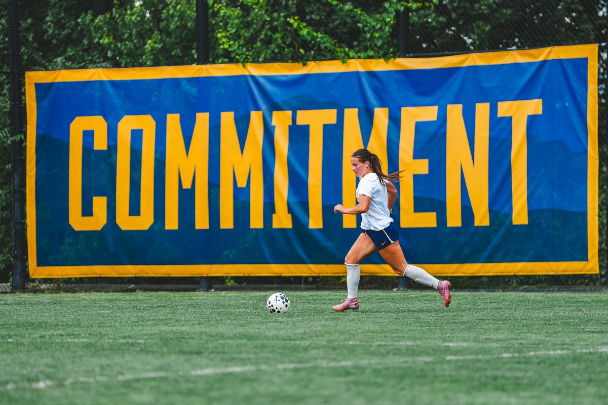 wvuwomenssoccer's tweet photo. back to work 💼

#HailWV https://t.co/fGD7Usmh4e