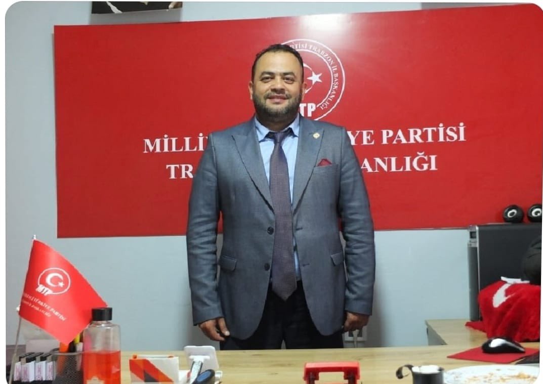 Genel Sekreterimiz Onur Uysal’ın vefatını derin bir üzüntüyle öğrenmiş bulunuyoruz.

Merhuma Allah’tan rahmet, kıymetli ailesine, yakınlarına ve teşkilatımıza sabır ve başsağlığı diliyoruz.
Milliyetçi Türkiye Partisi 
İzmir il başkanlığı