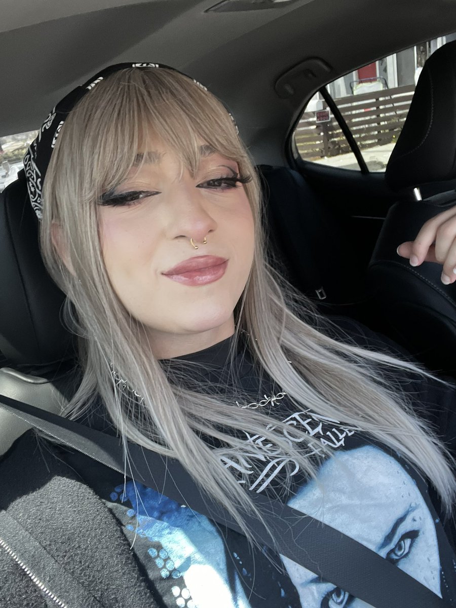 UTAU💜 vs Voice Provider

I know I serve cunt 💅🏻