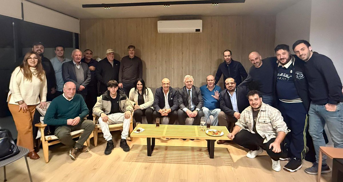 Un orgullo enorme haber homenajeado hoy a <a href="/JoseLuisBringa/">Jose Luis Bringa</a> , nuevo Presidente de Deportes Anexos de <a href="/OficialCAP/">PEÑAROL</a> 🖤💛

Un aurinegro de corazón que siempre estuvo al lado del club desarrollando también los deportes inclusivos que tanto orgullo nos da. Felicitaciones, José Luis! 🙌🔥