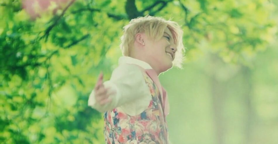 언제나 그자리에서 항상 열심히 해온 그대
#뮤지컬배우김준수_천번의감동
뮤지컬배우 김준수의 뮤지컬1000회를 축하합니다
#KIMJUNSU_1000th_STAGE