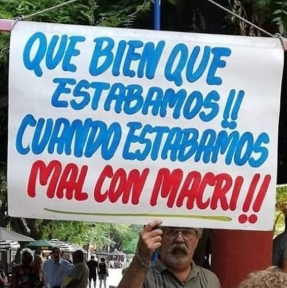 LibreSantaFe's tweet image. Para todos los hijos de RMP de los medios y ciudadanos que copiaron el relato de que ese gobierno era insensible, que más y mejores trenes no cambiaban nada, que a nadie le importaba una UIF ejemplar, que el reconocimiento internacional era un detalle menor, etc., etc. 🖕🏻