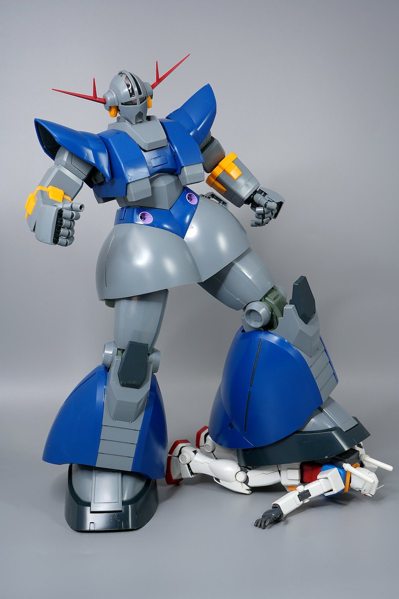 えっほえっほ、MG　パーフェクトジオングはめっちゃデカいって伝えなきゃ