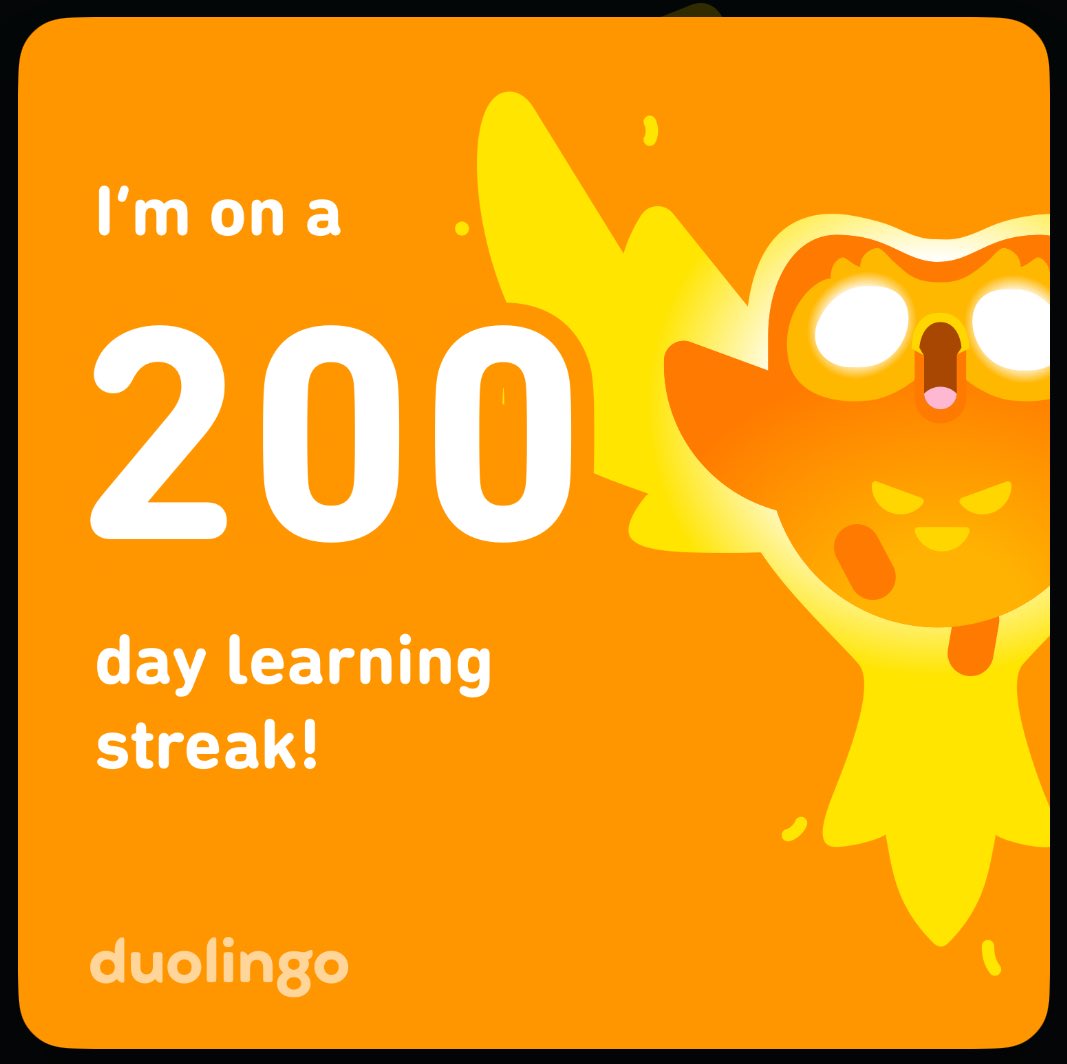I decided to keep the French lessons going after our trip, and so glad I did!  Je peux parler un peu français, mais beaucoup mieux qu'avant. 😄🇫🇷