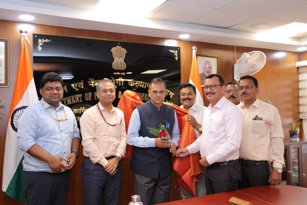 Bharatiya Mazdoor Sangh tweet media