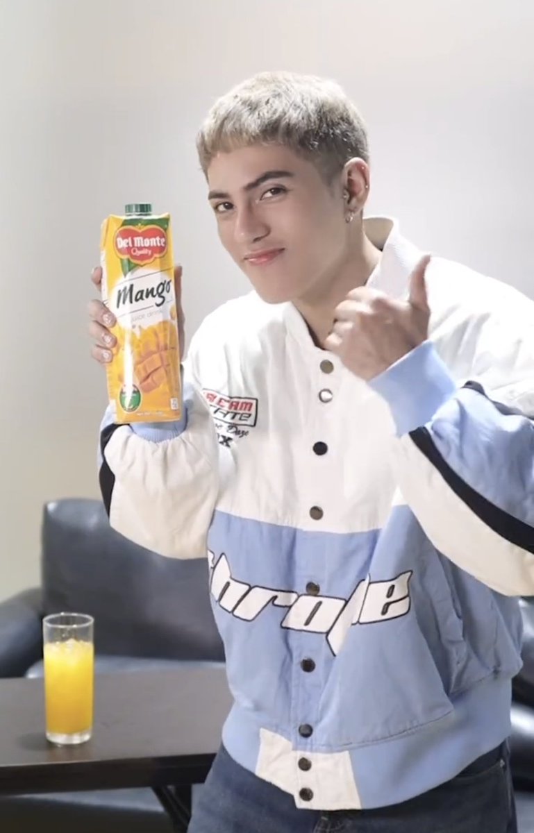 Cherry_Flor8's tweet photo. Sabi ni Stell mag juice ako eh,syempre sunid naman ako

@DelMontePH
@stellajero_
#SB19_STELL
#RealFruitsRealGood
#RealFruitGoodness
#DelMonteJuices https://t.co/YBOwO1CZ5d