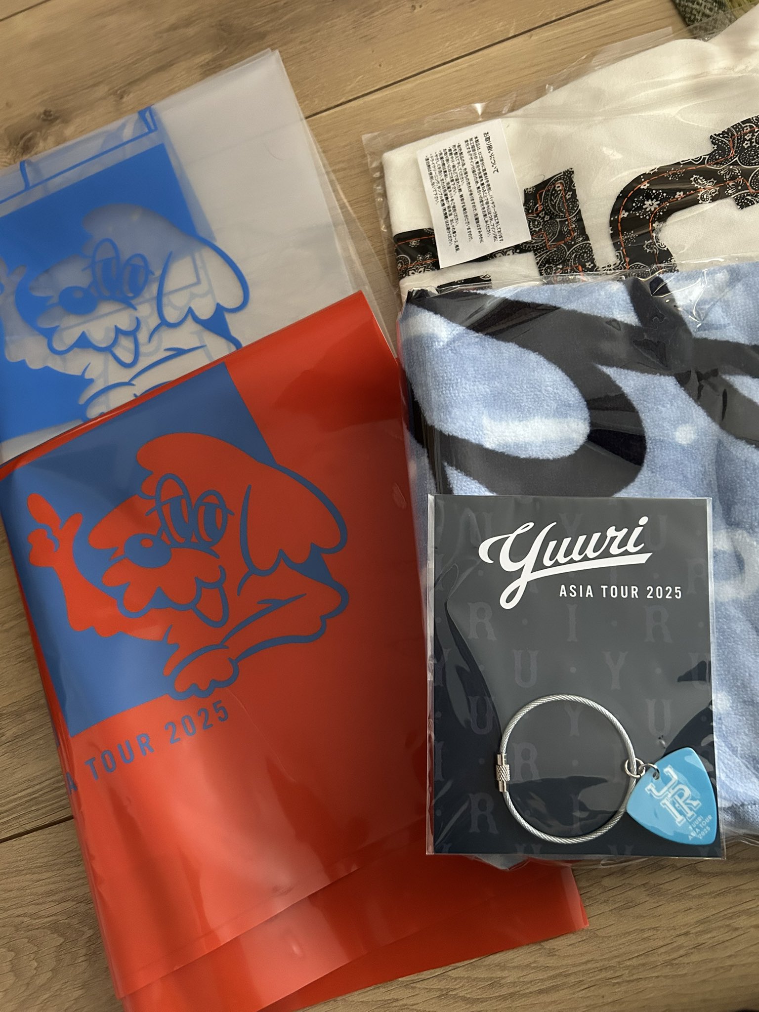 アジアツアー　YUURI ASIA TOUR Tシャツ 優里 　タオル YUURI ASIA TOUR Face Towel - 優里 Official Goods Store