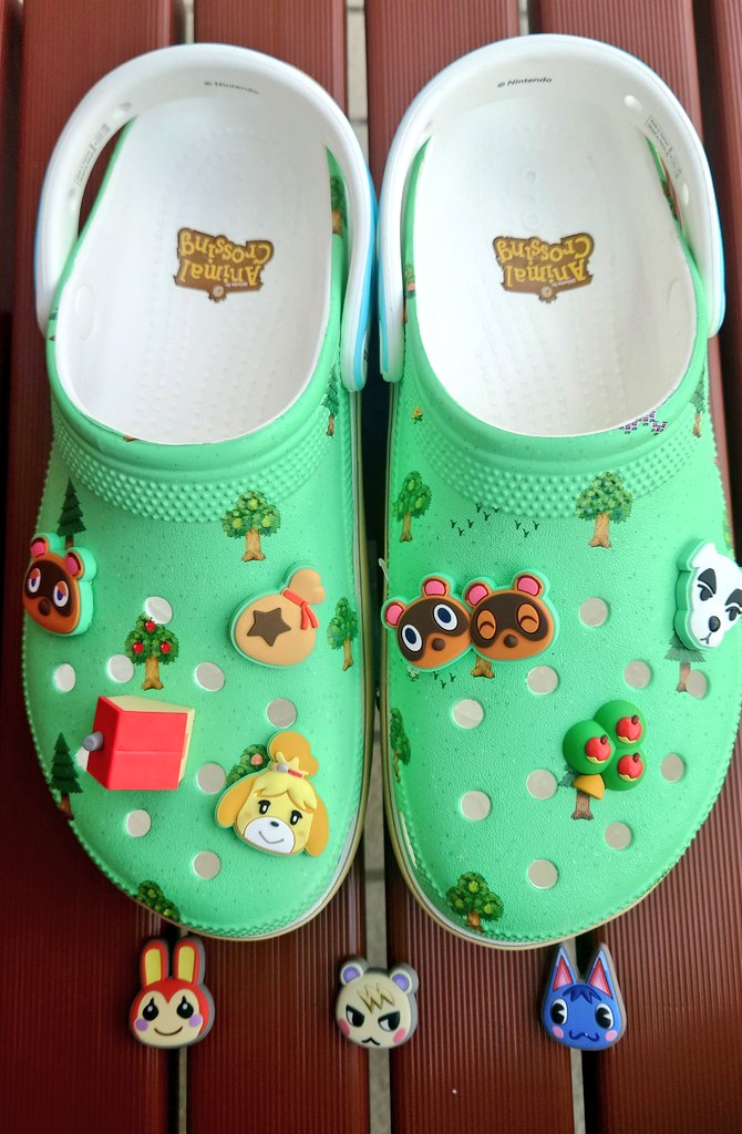 可愛かったのでどうぶつの森とコラボのクロックスを購入してきました🌲

普段使いするにはちょっと勇気がいりますが次のキャンプにはこれを履いて行きたい⛺️

#どうぶつの森    #ポケ森　#acpc
#クロックス