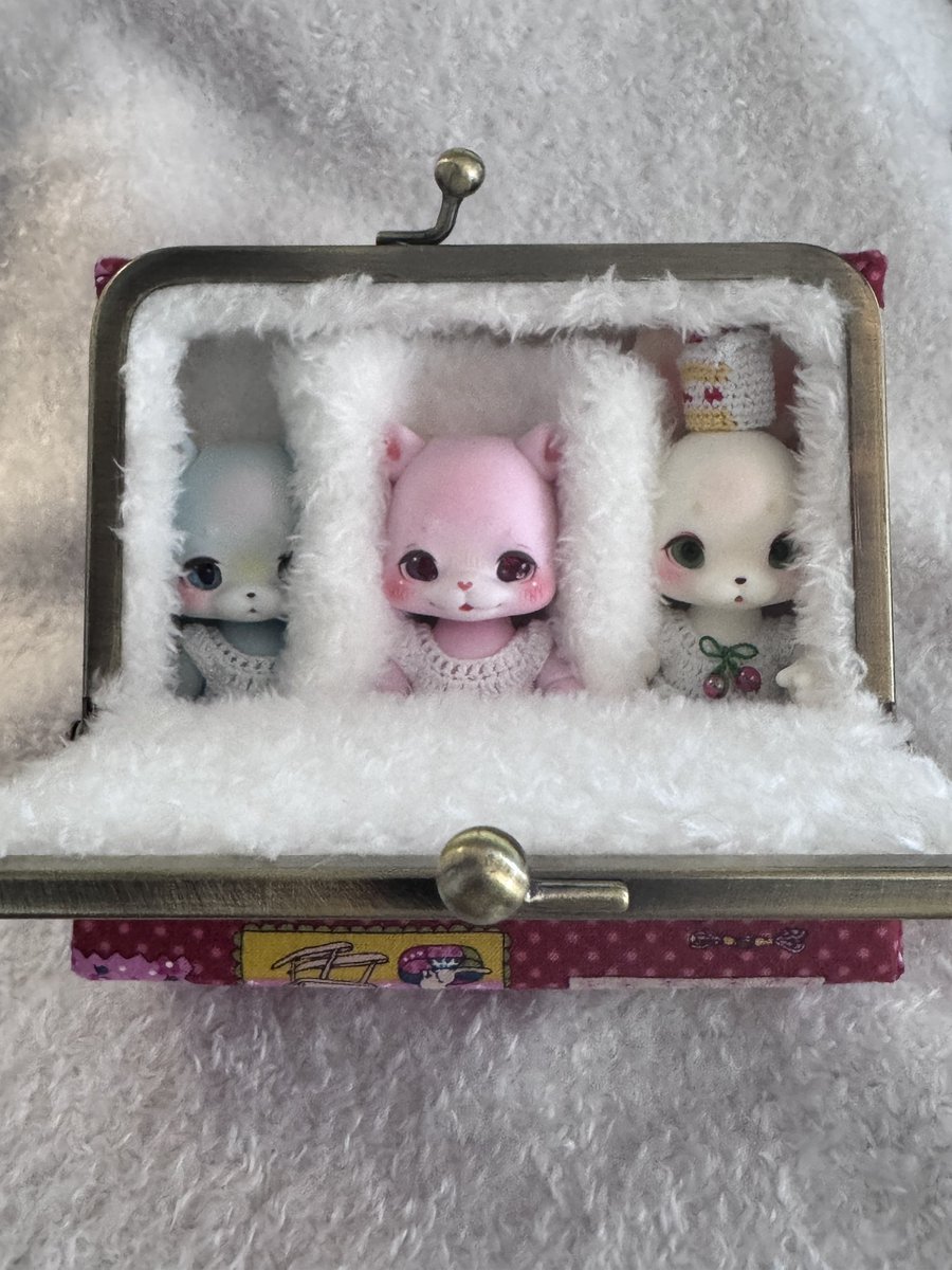 REPUBLIC OF NYAPAN tweet media