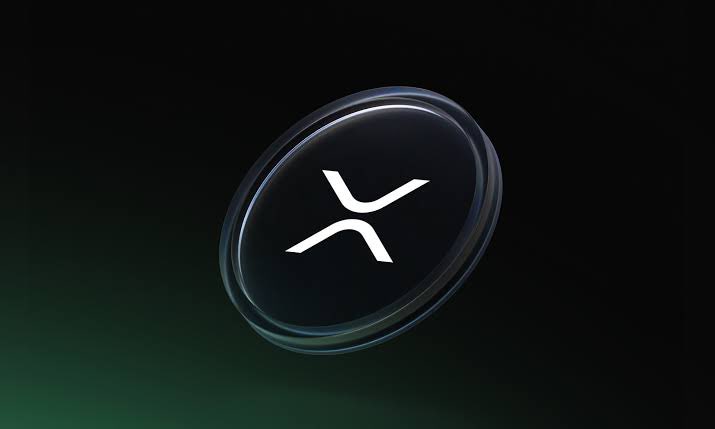 Someone asked me about this, so I started doing some research and realized that $3.85 #DOT will definitely hit $10 before $3 #XRP does. 

Here’s my take on it:

DOT is more likely to reach $10 before XRP because it has a smaller circulating supply (1.53 billion vs. 56.8 billion)