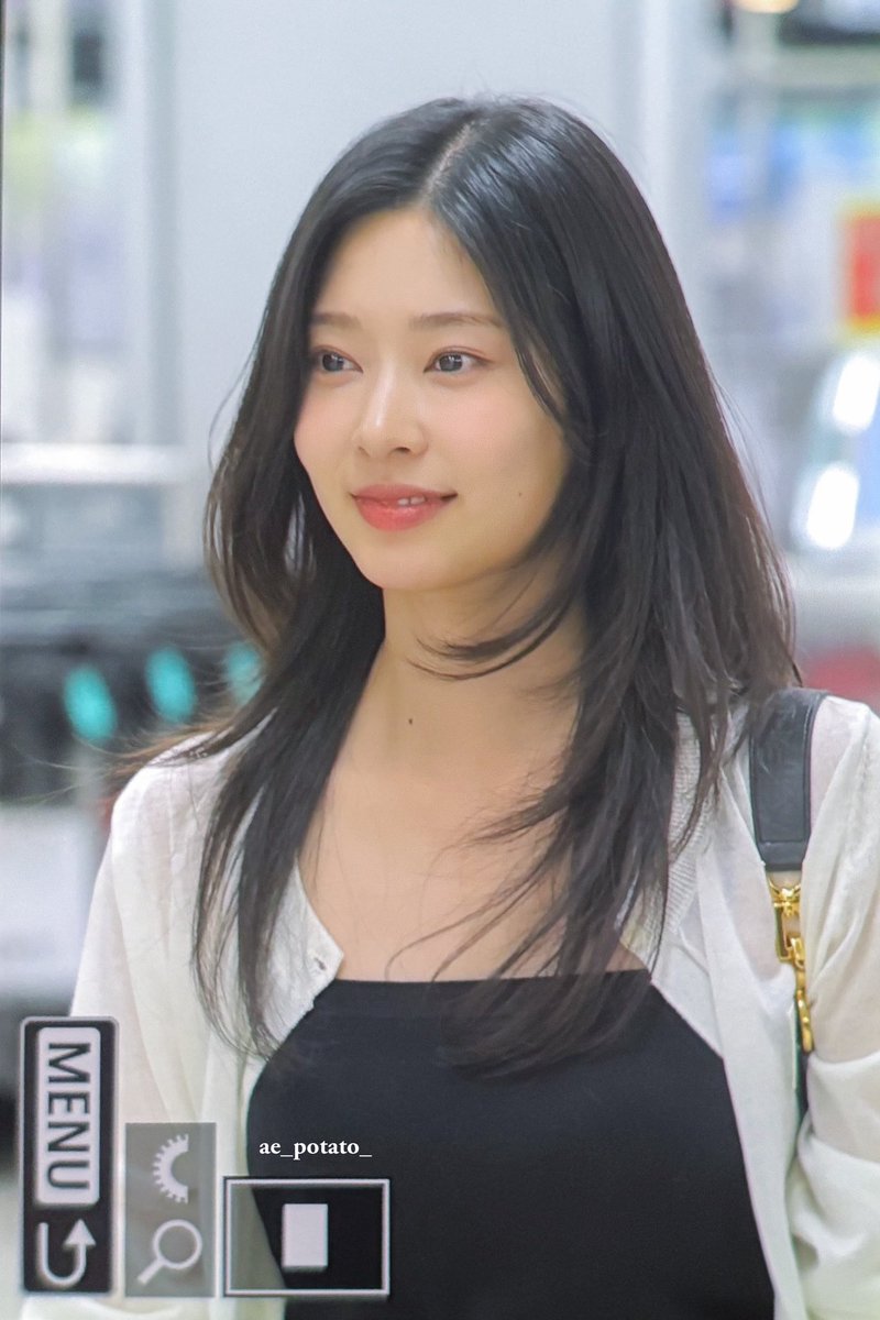 ae_potato_'s tweet image. 250827 HND 입국

#김민주 #민주 #KIMMINJU #ミンジュ #아이즈원 #IZONE