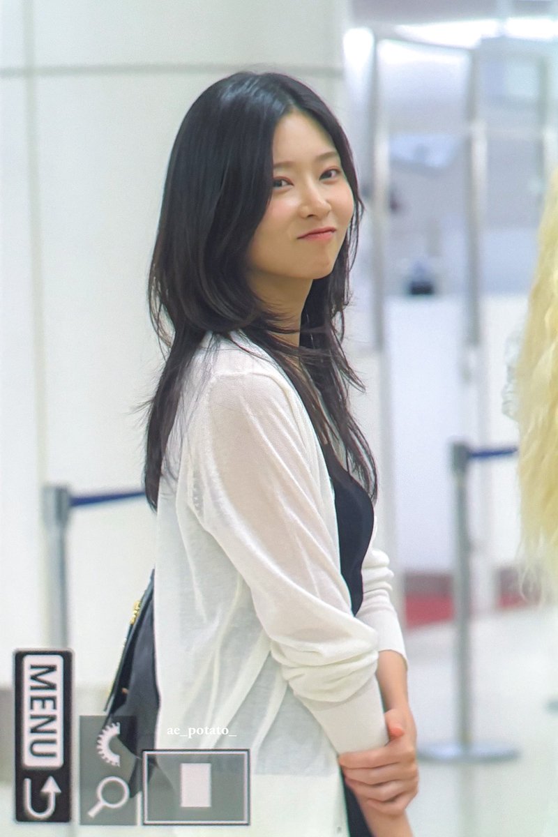 ae_potato_'s tweet image. 250827 HND 입국

#김민주 #민주 #KIMMINJU #ミンジュ #아이즈원 #IZONE