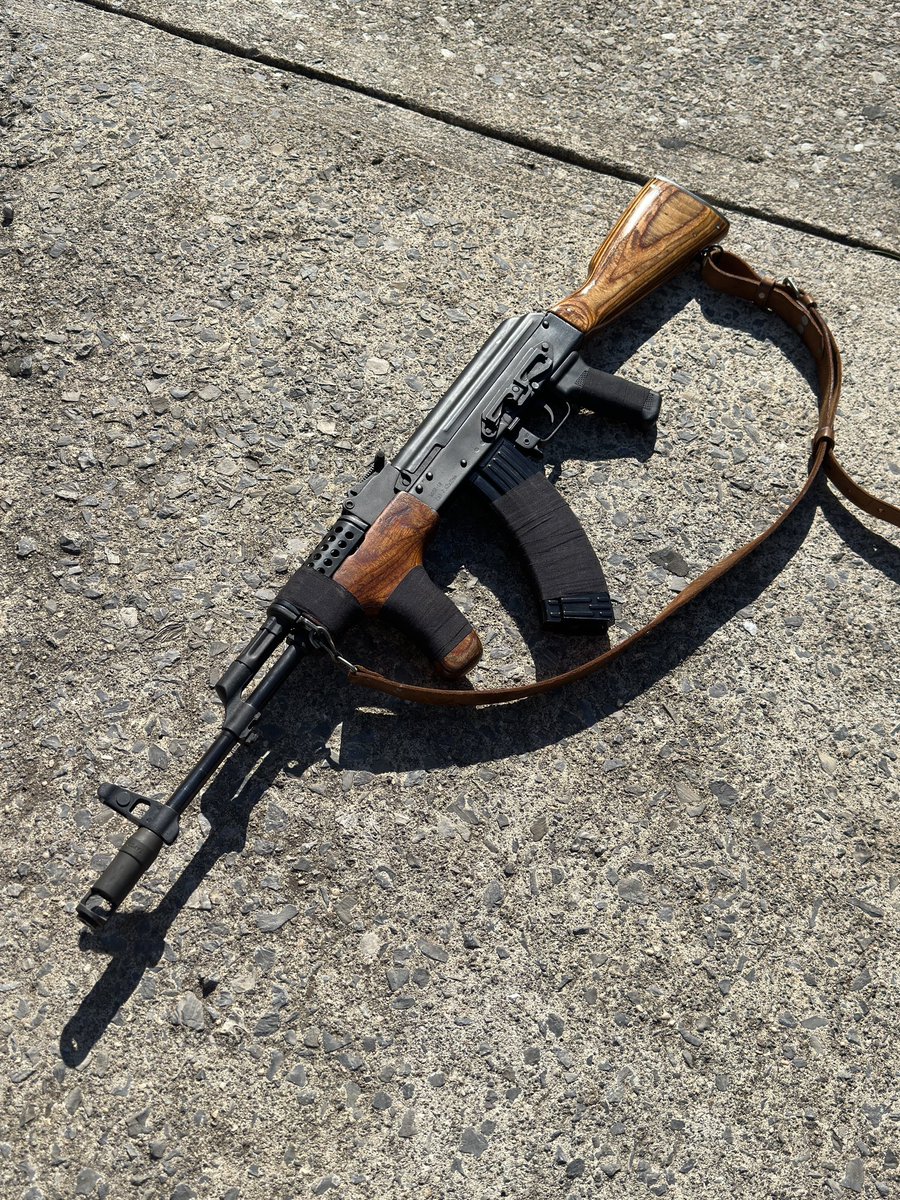 Tacticaljavi999's tweet photo. 🔥🔥🔥🇺🇸
#Ak #Ak47 #Ak74 #Wasr #Wasr10 #WASR1063 #762soviet #Romania #Romanian #USA #America #USOFA #556Nato #223Rem #Surefire #Magpul #Pro2a #2A #Tactical #Tacticool #AR15 #AR #Rifle #DPMS #Carryhandle #Glock #Godbless https://t.co/avK9NtAqDQ