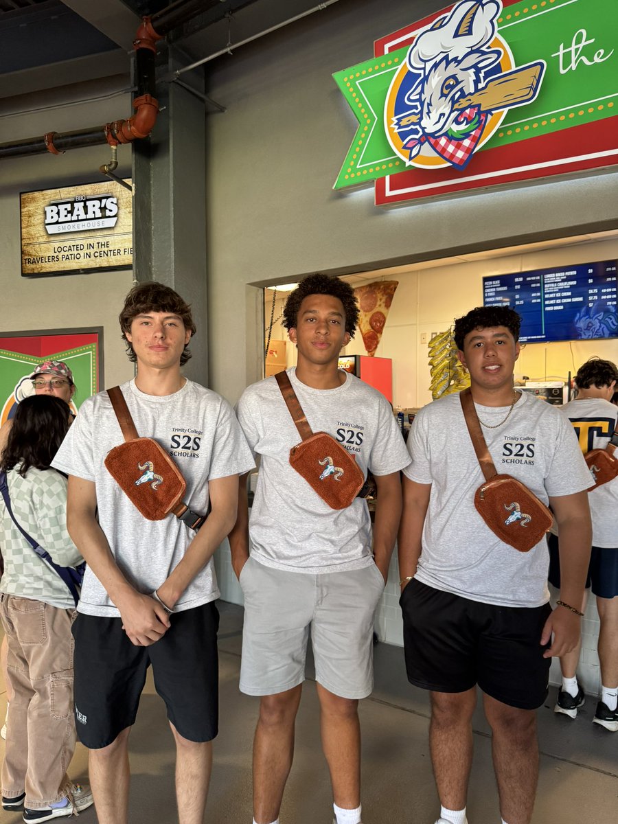 GoYardGoats's tweet image. Congratulations to everyone who secured a pack 👏 #giveaway