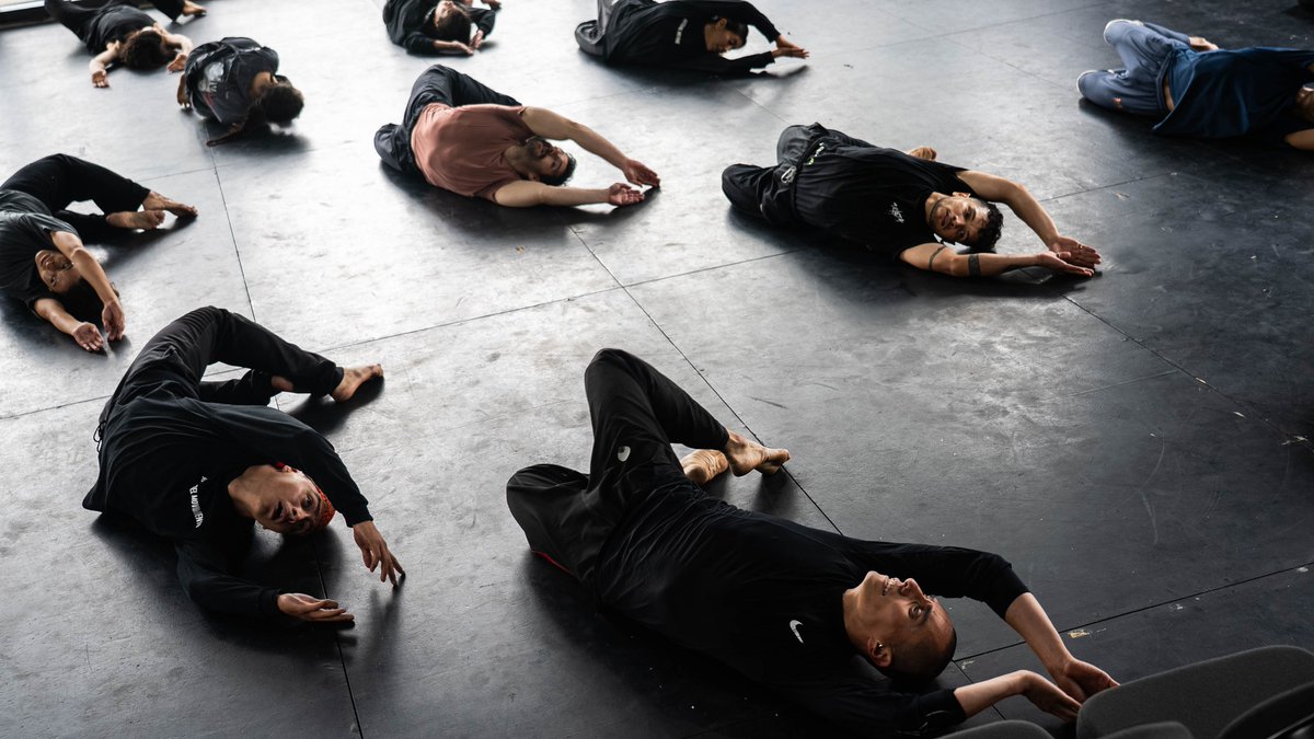 El Centro de Producción de Danza Contemporánea (<a href="/CEPRODAC/">CEPRODAC</a>) abre sus puertas al público para compartir de cerca su proceso artístico.

Vive la experiencia de acompañar una jornada de trabajo con la compañía:

• 10:00 – 11:30 h | Clase de danza contemporánea
• 12:00 – 15:00 h |