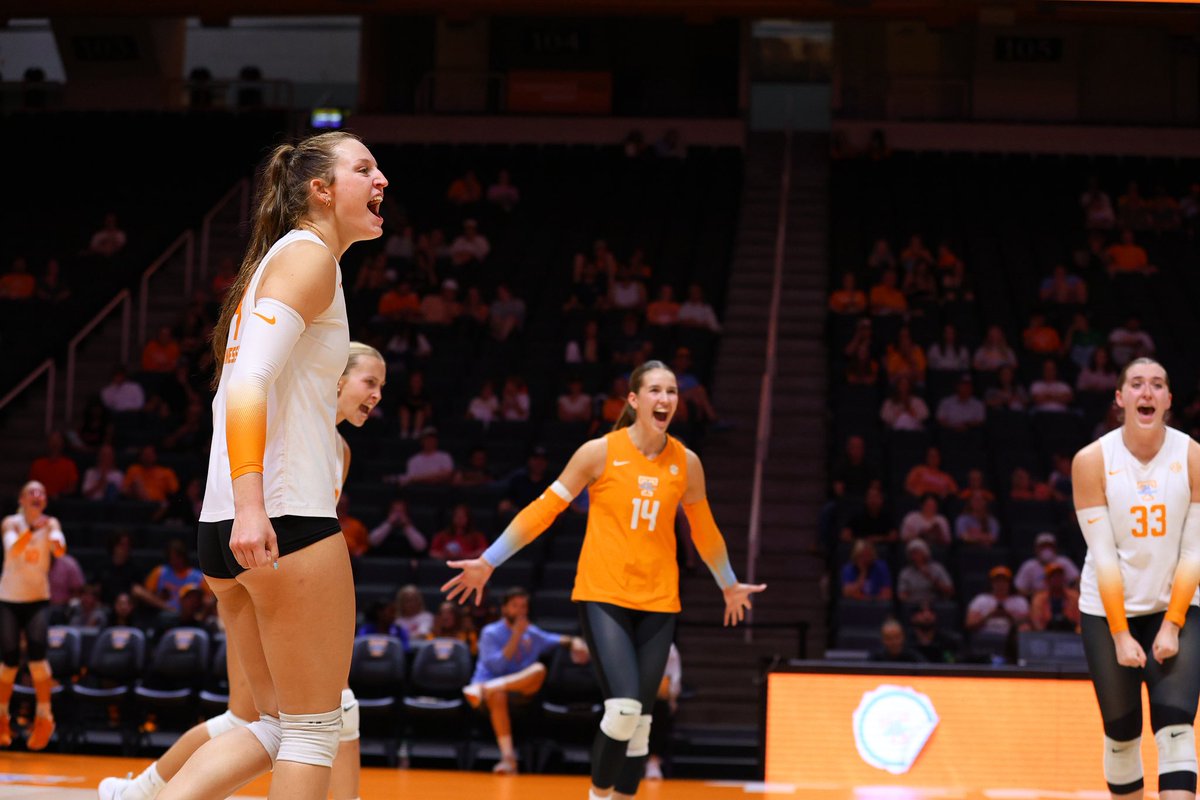 Tennessee Volleyball tweet media