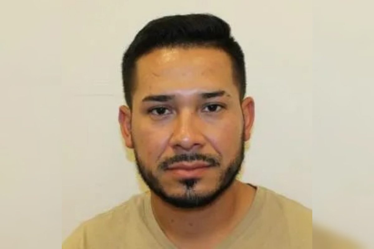 #ICE presenta orden de detención de inmigración por accidente en Nashville

progresohispanonews.com/2025/08/26/ice… 

Foto: Cortesía dhs.gov