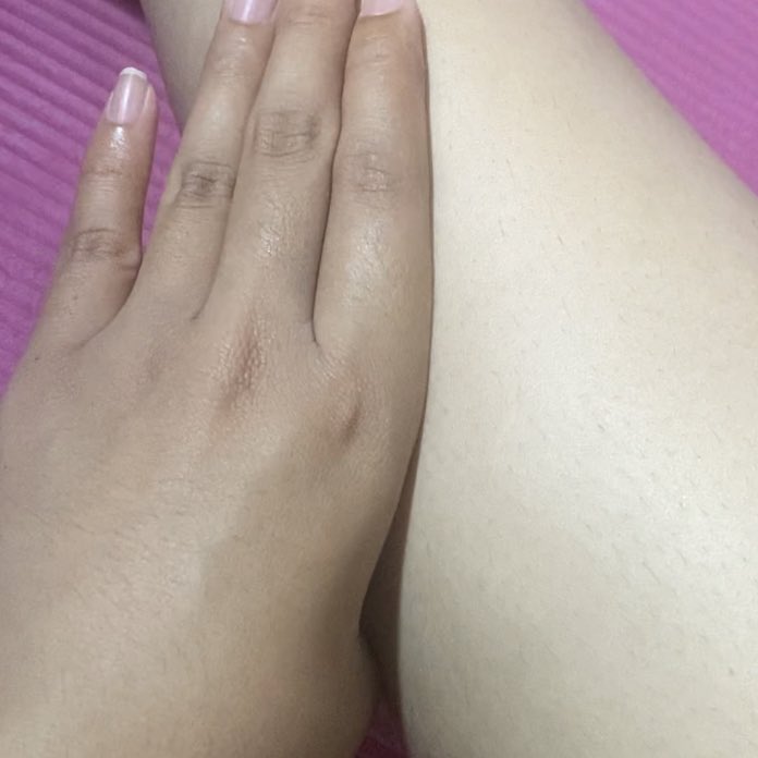 notesjoon's tweet image. tisa belang era ; bener bener panas panasan pake motor nyari kost 2 hari di jogja siang bolong belangnya parah sampe sekarang 🫠 memang jogja ni mataharinya ada 10 😭😮‍💨