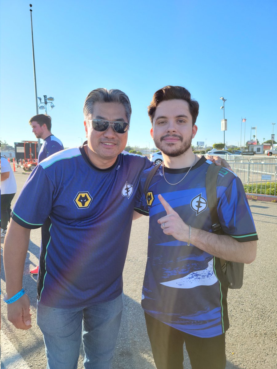 Has Elon invented a time machine yet, I just need one day to go back in time to relive this day.  🤣😪