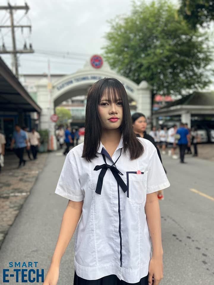 SciMathE_TECH's tweet image. 💖 “สดใส ยิ้มง่าย สาย Cute ที่สุดในห้อง!” 💖
✨ น.ส. พรทิตา เขตนิมิต ✨
📱 092-637-8801
📸 IG: phonthita_2009
🎓 BAC 1/5 #SmartETech