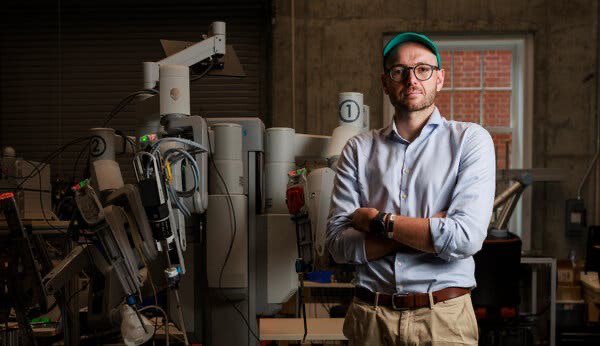 #Resist #CombatTrumpism #WinTheVote26 #VoteBlue #wtpBLUE WE THE PEOPLE wtp2840
 
Trump has cut science funding to its lowest level in decades, leading to a critical scientific brain-drain in the U.S. China and Europe are the winners and are offering scientists money and long-term