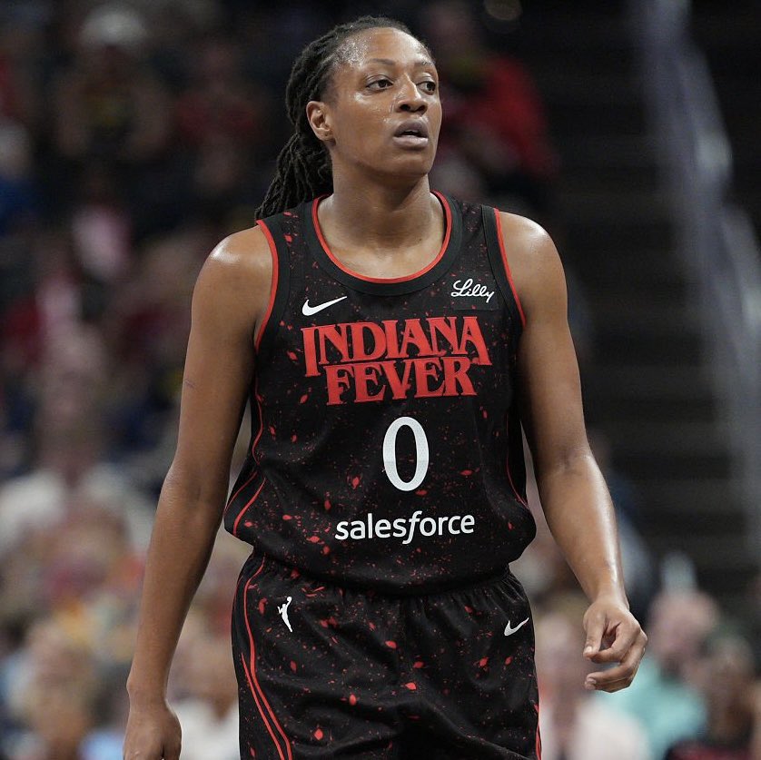 FeverStats (@feverstats) on Twitter photo Kelsey Mitchell passes Caitlin Clark for the most points in a single season in Fever history. Kelsey Mitchell passes Caitlin Clark for the most points in a single season in Fever history.