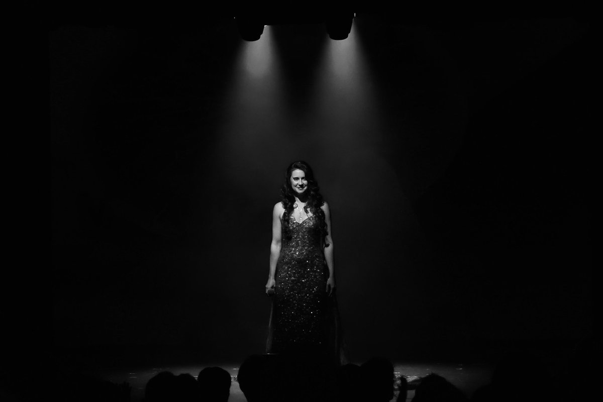 maryjessmusic's tweet photo. Thank you San for these great action shots! Always a joy to work with you on my shows!
Some more great options for a potential 2026 calendar! What do you think? π
#performer #soprano #femalesinger #singer #femalevocalist #redpromdress https://t.co/wWEmZCDsKI