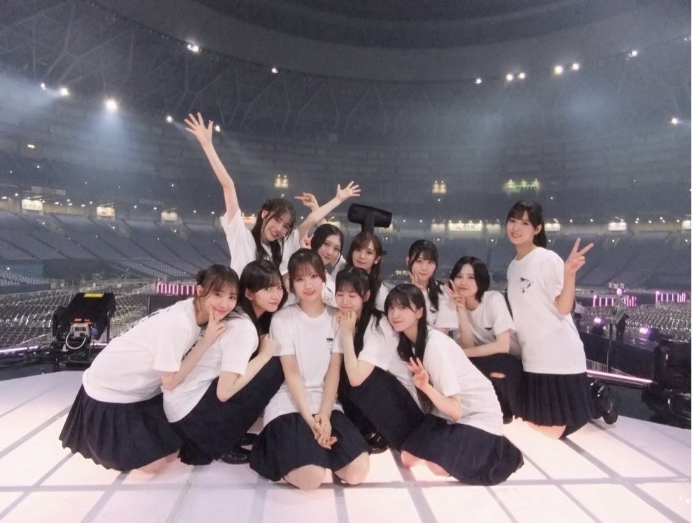 rate_78_s2's tweet photo. れいなちゃんのブログ今読んだんだけど3期生だいすきすぎる❤️ https://t.co/QkgdznriAw